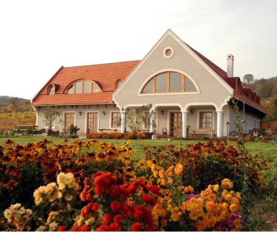 Koczor Winery & Guesthouse Balatonfured Exterior photo
