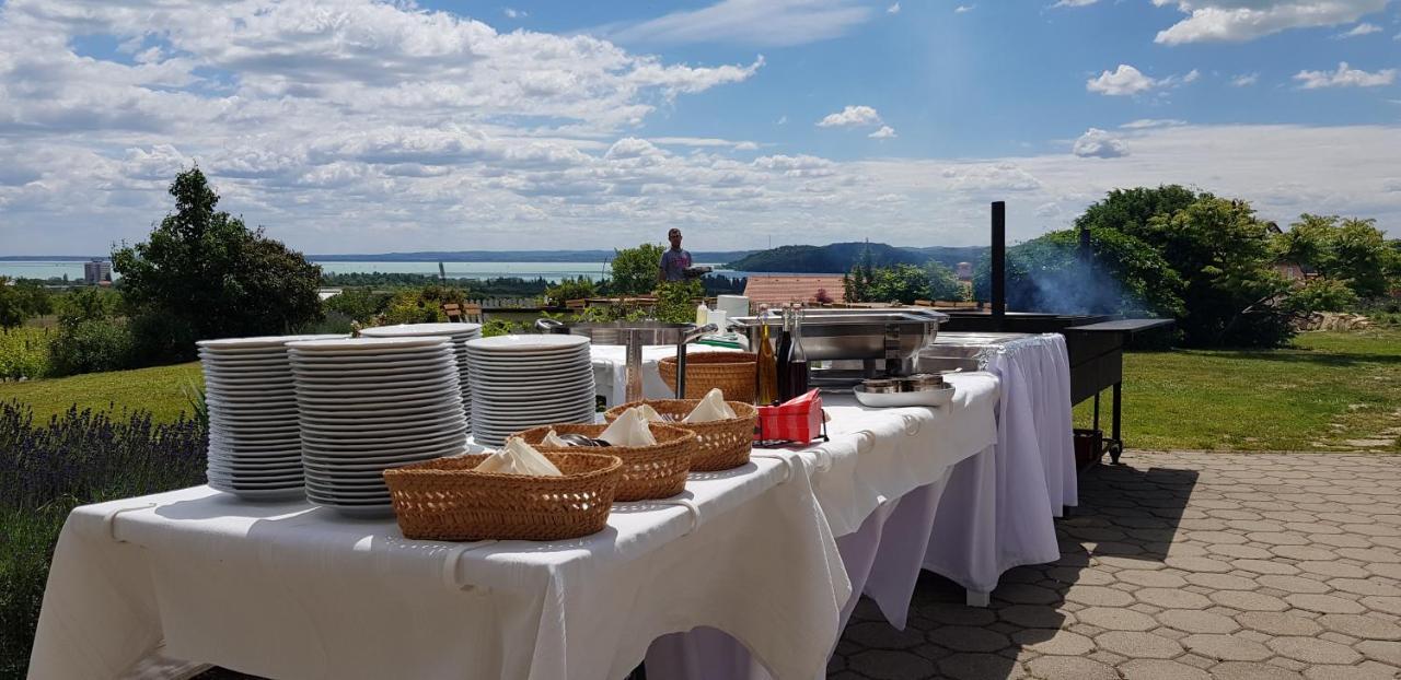 Koczor Winery & Guesthouse Balatonfured Exterior photo