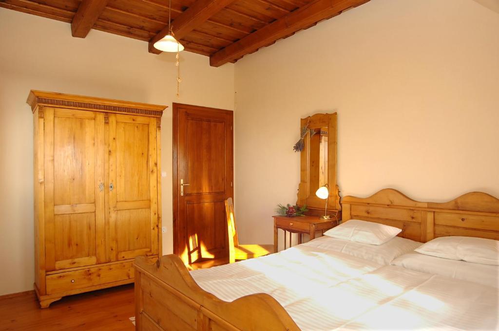 Koczor Winery & Guesthouse Balatonfured Room photo